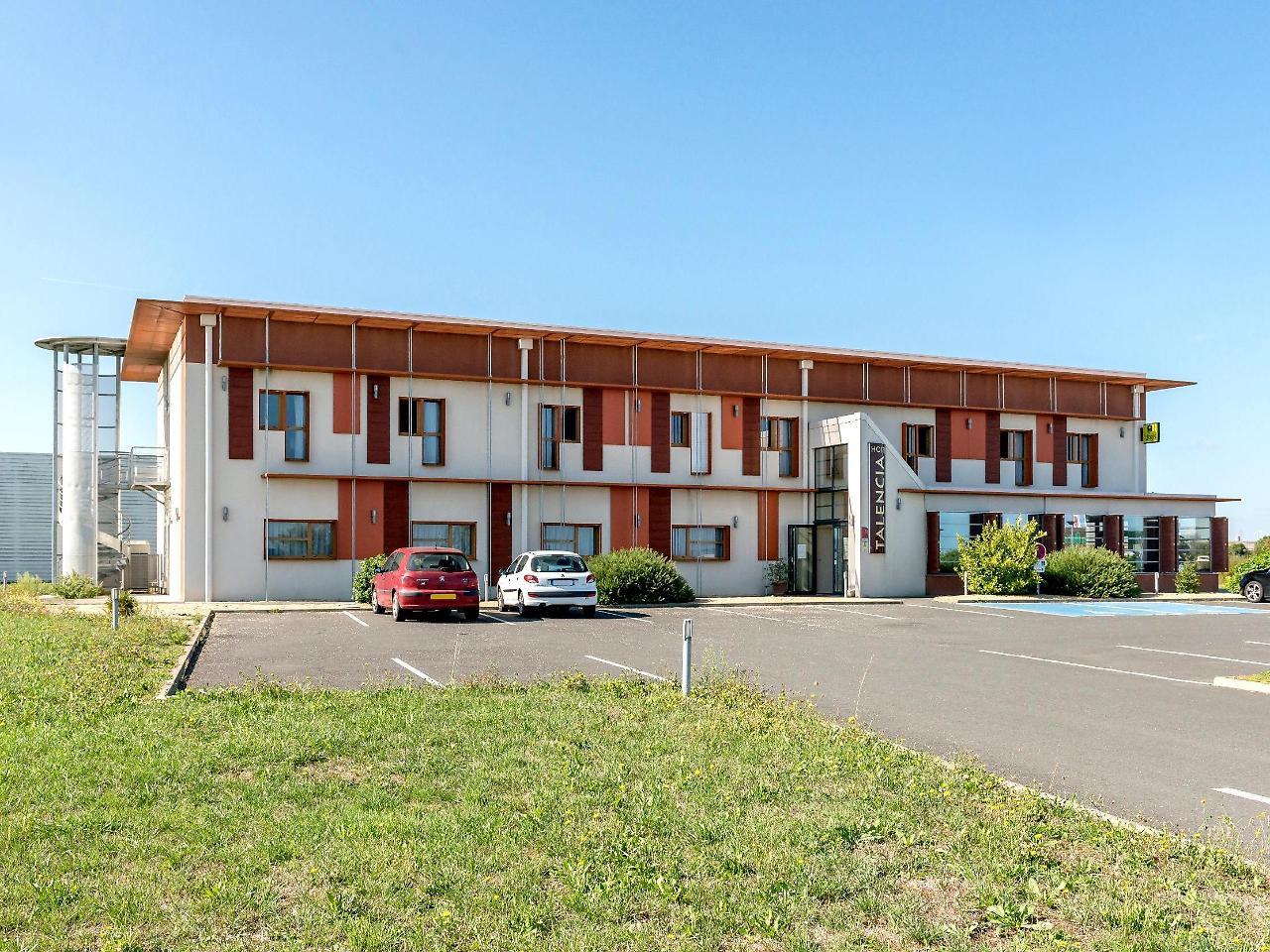 Cit'Hotel Talencia Thouars Exterior photo