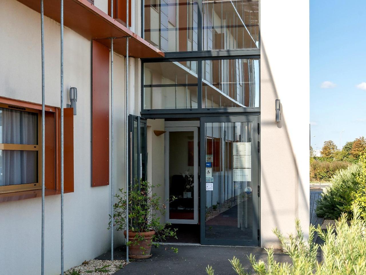Cit'Hotel Talencia Thouars Exterior photo